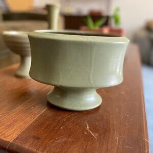 McCoy Floraline #439 Vintage Green Pedestal Planter/Vase